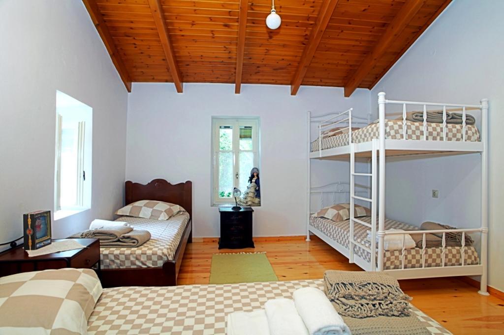 Menelia Cottage Platístoma 部屋 写真